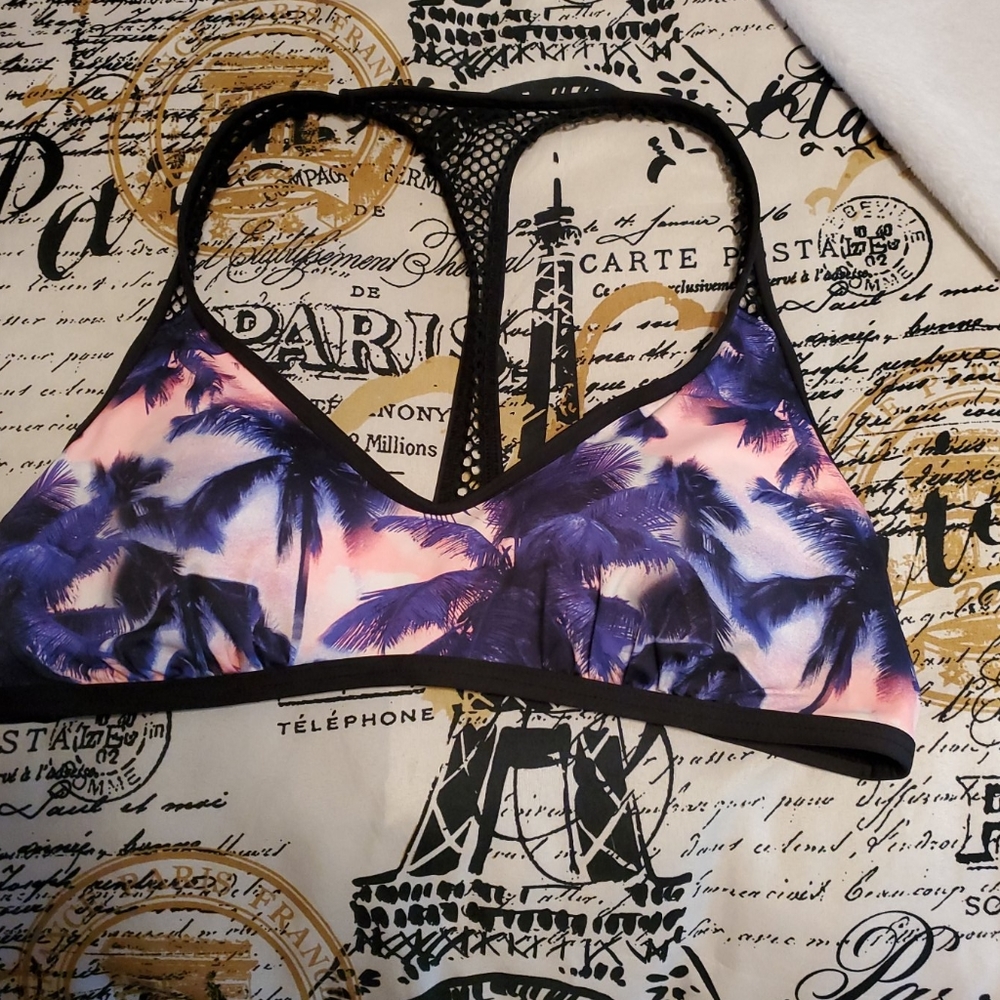 Bikini top